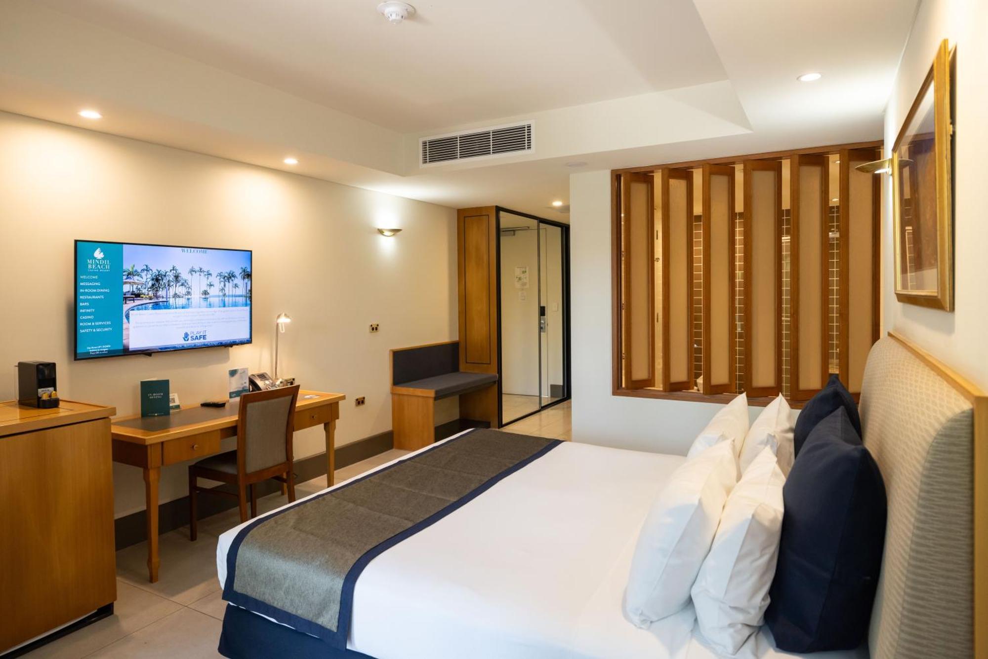 Mindil Beach Casino Resort Даруин Екстериор снимка Deluxe Room